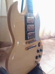 Epiphone SG-400 Custom