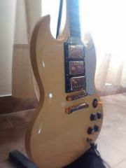 Epiphone SG-400 Custom