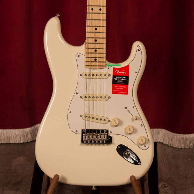 American-Elite-Strat-1-of-6.jpg.840c2acdeee767ae1a0d32c5e30d9409.jpg