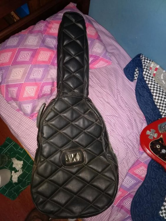 funda1.thumb.jpg.32a5356fefc546c7239cf249c316f319.jpg