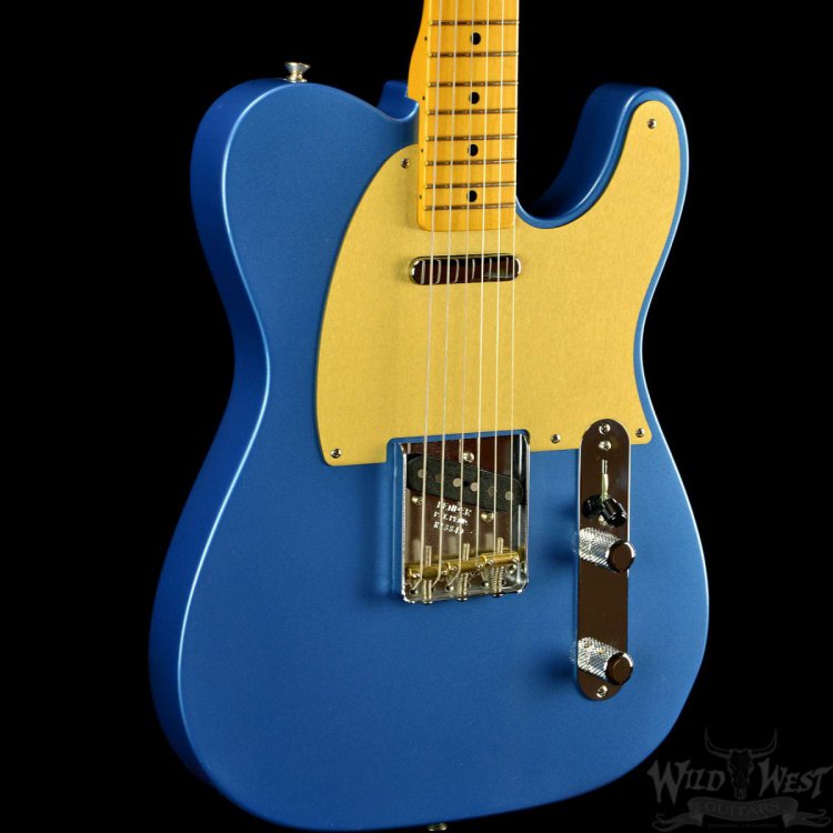 used-fender-1956-telecaster-nos-lake-placid-blue-r13840-7_(2)__wwg.thumb.jpg.8d5673240f9d33f0a8b41a0d84fa5173.jpg