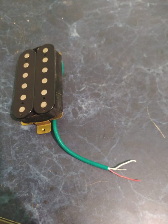 ibanez.thumb.jpeg.3a5ad06be073d5cfc891bdf4099eb640.jpeg
