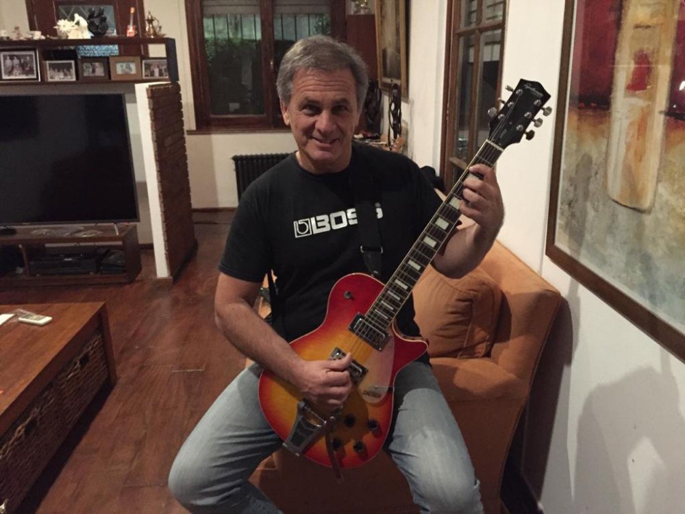 MUSIQ GRETSCH FOTO.jpg