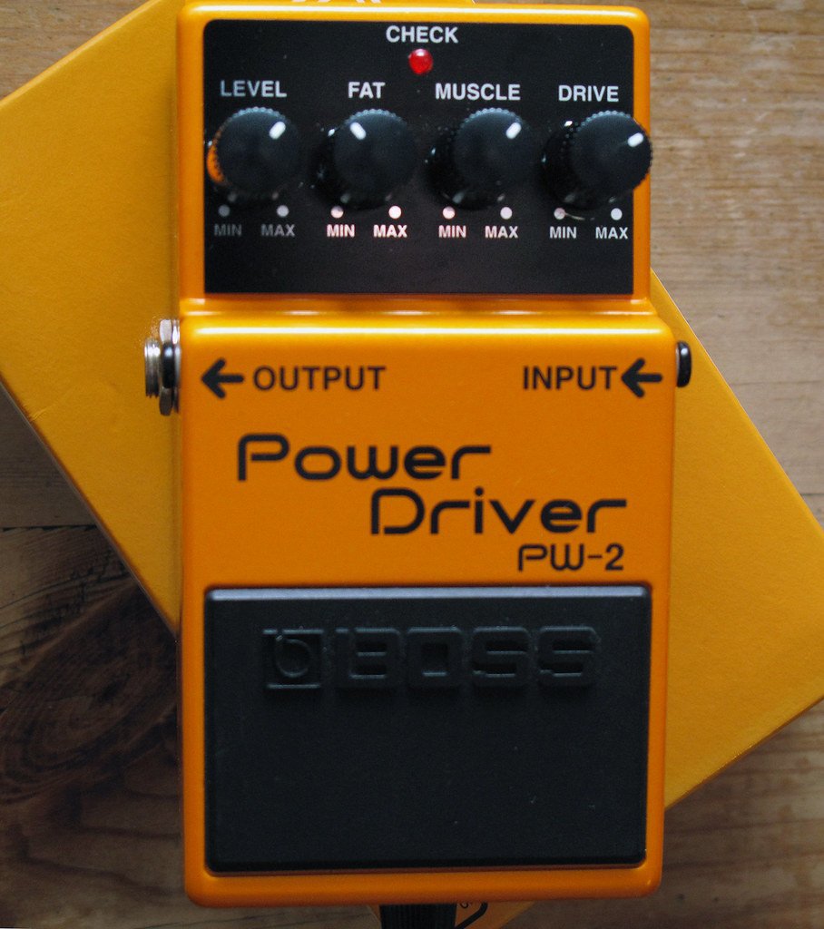 Boss power driver Amplis y Efectos de Guitarra Musiquiatra