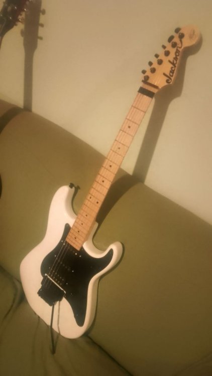 GUITARRA 2.jpg